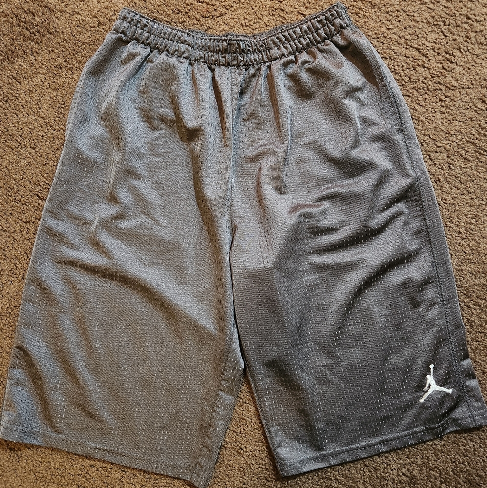 Boys Jordan Basketball Shorts XL Youth